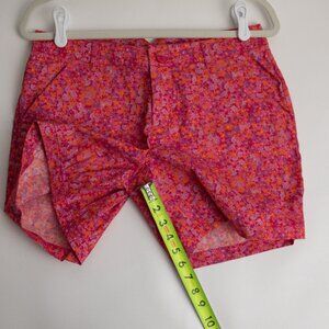 Columbia Kenzie Cove shorts in pink/magenta floral pattern